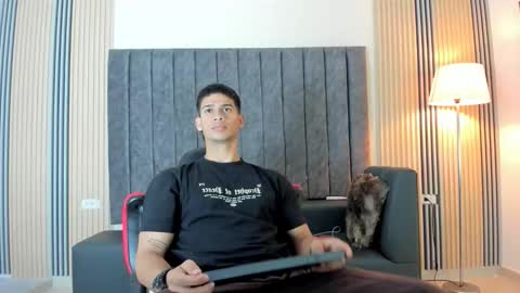 Snapshot of andres_stud777 chatting on 15, 9, 2025 ANDRES online show from 15, 9, 2025