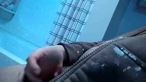 andresalvarez132169 online show from 11, 2, 2026