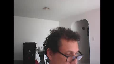 andresfloga online show from 3, 11, 2025