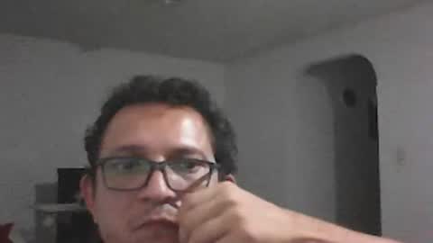 Snapshot of andresfloga chatting on 15, 6, 2026 andresfloga online show from 15, 6, 2026