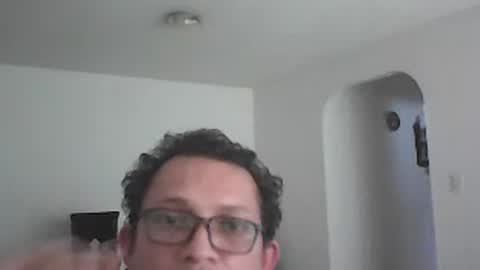 Snapshot of andresfloga chatting on 15, 6, 2026 andresfloga online show from 15, 6, 2026