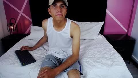 Snapshot of andresmatt chatting on 5, 12, 2024 ANDRESMATT online show from 5, 12, 2024