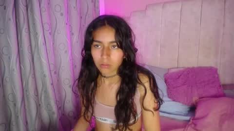 Snapshot of andresmatt chatting on 28, 12, 2024 ANDRESMATT online show from 28, 12, 2024