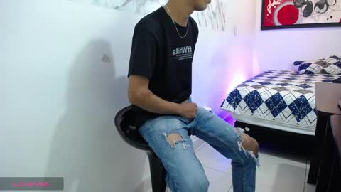 Snapshot of andressdean chatting on 13, 12, 2024 Andres Dean online show from 13, 12, 2024