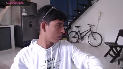 Snapshot of andressdean chatting on 26, 1, 2025 Andres Dean online show from 26, 1, 2025