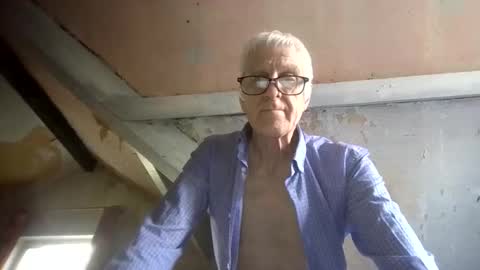 Andrew online show from 16, 4, 2026