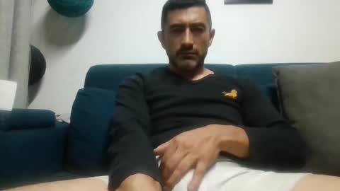 Snapshot of andrew973578 chatting on 8, 6, 2026 andrew973578 online show from 8, 6, 2026