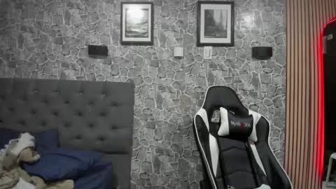 Snapshot of andrew_2811 chatting on 9, 9, 2025 andrew_2811 online show from 9, 9, 2025