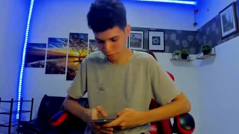 Snapshot of andrew_2811 chatting on 21, 9, 2025 andrew_2811 online show from 21, 9, 2025