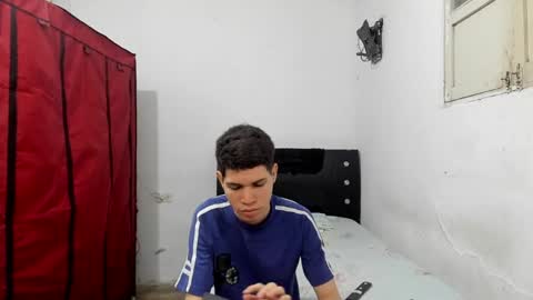 andrew_2811 online show from 18, 4, 2026