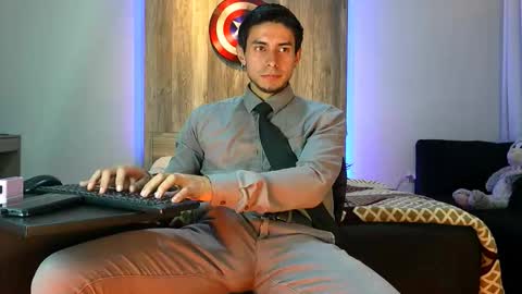 Snapshot of andrew_elliot chatting on 14, 9, 2025 Andrew online show from 14, 9, 2025