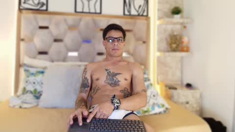 andrew_haalls online show from 29, 11, 2025