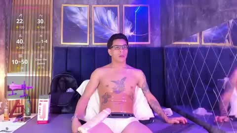 Snapshot of andrew_haalls chatting on 17, 5, 2026 andrew_haalls online show from 17, 5, 2026