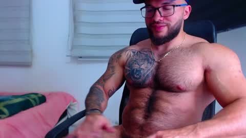 Snapshot of andrew_holden__ chatting on 27, 1, 2025 andrew_holden__ online show from 27, 1, 2025