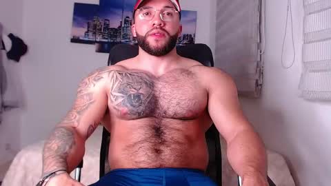 Snapshot of andrew_holden__ chatting on 9, 9, 2025 andrew_holden__ online show from 9, 9, 2025