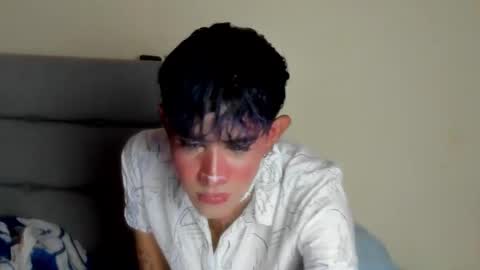 Snapshot of andrew_uwu_ chatting on 22, 12, 2025 ANDREW independent model online show from 22, 12, 2025