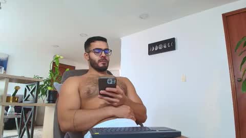 ANDREW WEST online show from 15, 10, 2025