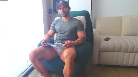 Andrew online show from 28, 2, 2025