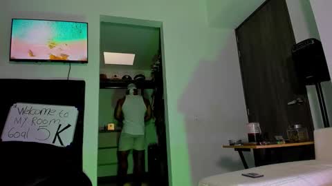 Andrew Johnson online show from 28, 9, 2025