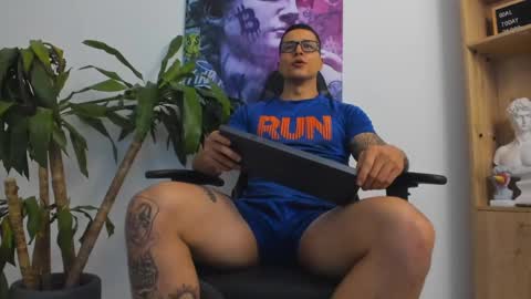 Snapshot of andrewmaterazzi chatting on 1, 2, 2025 andrewmaterazzi online show from 1, 2, 2025