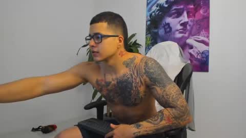 Snapshot of andrewmaterazzi chatting on 16, 2, 2025 andrewmaterazzi online show from 16, 2, 2025