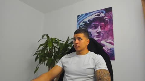 Snapshot of andrewmaterazzi chatting on 11, 3, 2025 andrewmaterazzi online show from 11, 3, 2025