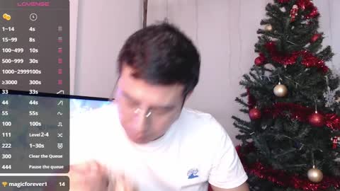 Snapshot of andrewmhilton_ chatting on 24, 12, 2024 andrewmhilton_ online show from 24, 12, 2024