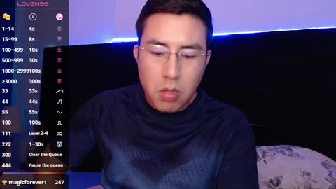 Snapshot of andrewmhilton_ chatting on 2, 1, 2025 andrewmhilton_ online show from 2, 1, 2025