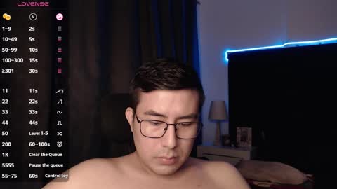 Snapshot of andrewmhilton_ chatting on 7, 10, 2025 andrewmhilton_ online show from 7, 10, 2025