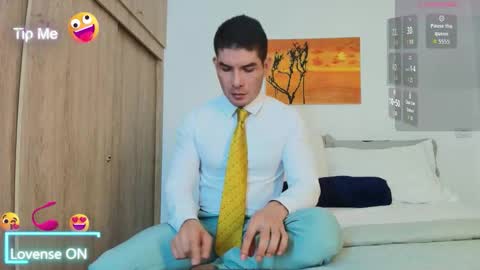 andrewstelee online show from 27, 9, 2025