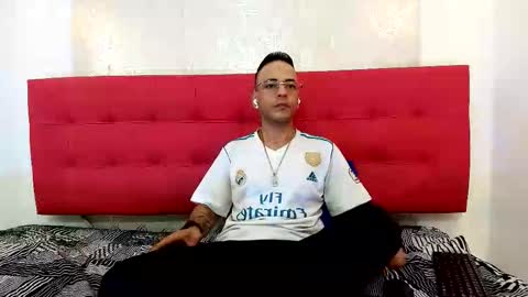   online show from 11, 11, 2025