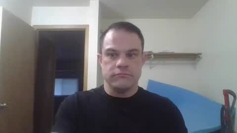 Snapshot of androidified chatting on 4, 11, 2025 androidified online show from 4, 11, 2025