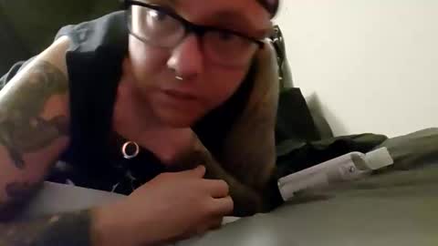 androxkade online show from 12, 10, 2025