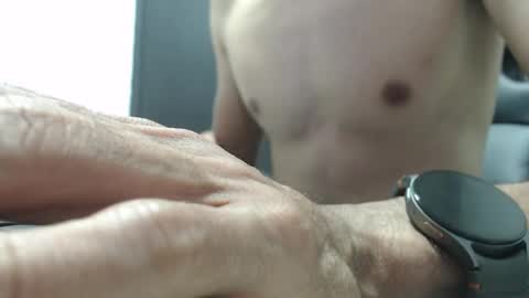 Snapshot of andruwang chatting on 17, 10, 2025 Andru online show from 17, 10, 2025