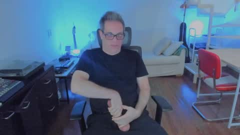 Andrew online show from 28, 10, 2025