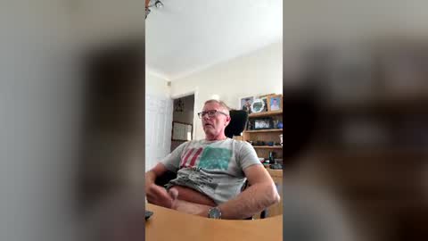 Snapshot of andy1234518 chatting on 14, 7, 2026 andy1234518 online show from 14, 7, 2026