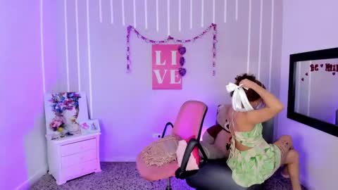 Andrea online show from 24, 2, 2025