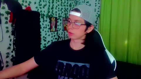 Snapshot of andy_gray01 chatting on 21, 9, 2025 Andy Gray online show from 21, 9, 2025
