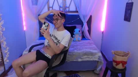 Andy online show from 11, 4, 2026