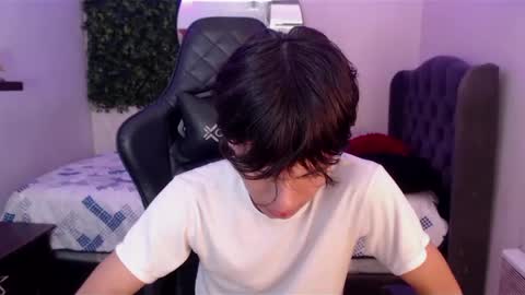 Snapshot of andyanddant chatting on 6, 3, 2025 andyanddant online show from 6, 3, 2025