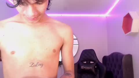 Snapshot of andyanddant chatting on 6, 3, 2025 andyanddant online show from 6, 3, 2025