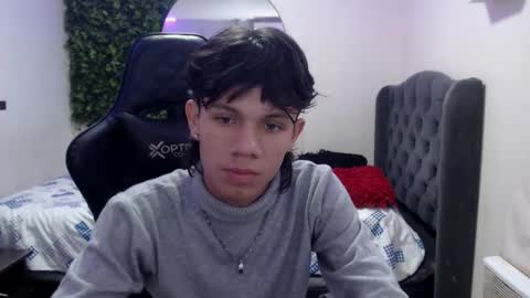 Snapshot of andyanddant chatting on 10, 3, 2025 andyanddant online show from 10, 3, 2025