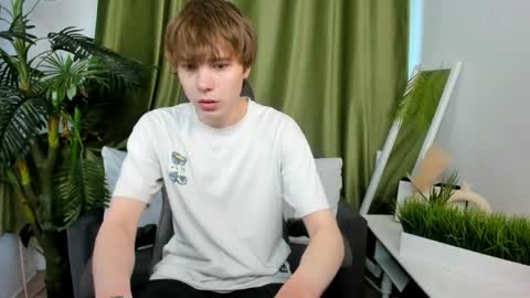 Snapshot of andyjey_ chatting on 3, 6, 2026 Mandy and Andy online show from 3, 6, 2026