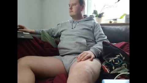 Snapshot of andypsilon88 chatting on 28, 1, 2025 ShortyfromS online show from 28, 1, 2025