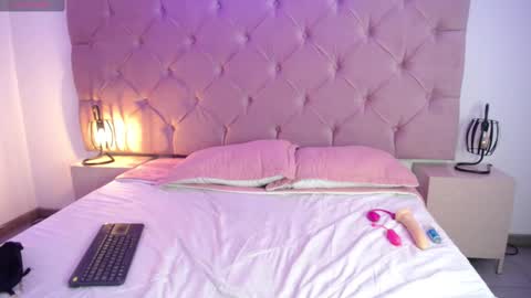 AndySaenzz online show from 1, 2, 2025