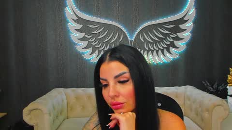Snapshot of anemariejolie chatting on 25, 1, 2025 Anne online show from 25, 1, 2025