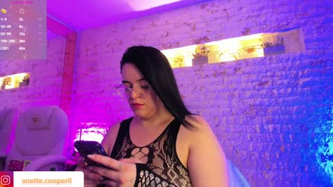 Snapshot of anette_cooper chatting on 8, 2, 2025 anette_cooper online show from 8, 2, 2025