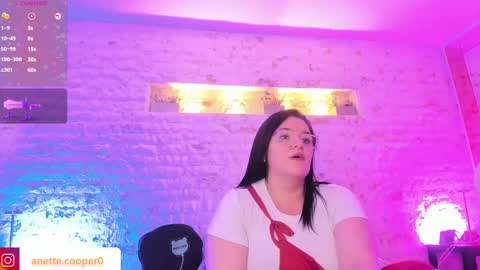 Snapshot of anette_cooper chatting on 19, 2, 2025 anette_cooper online show from 19, 2, 2025