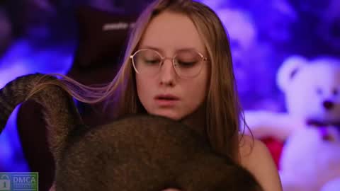 angeellina online show from 11, 2, 2025