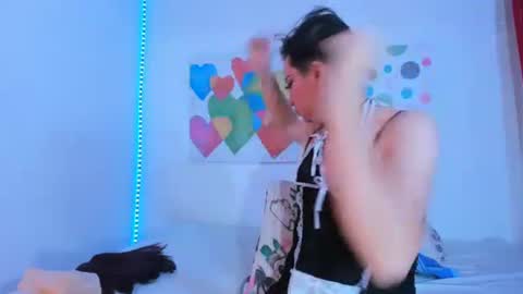 Snapshot of angeelperry chatting on 8, 11, 2025 AngiePerry online show from 8, 11, 2025